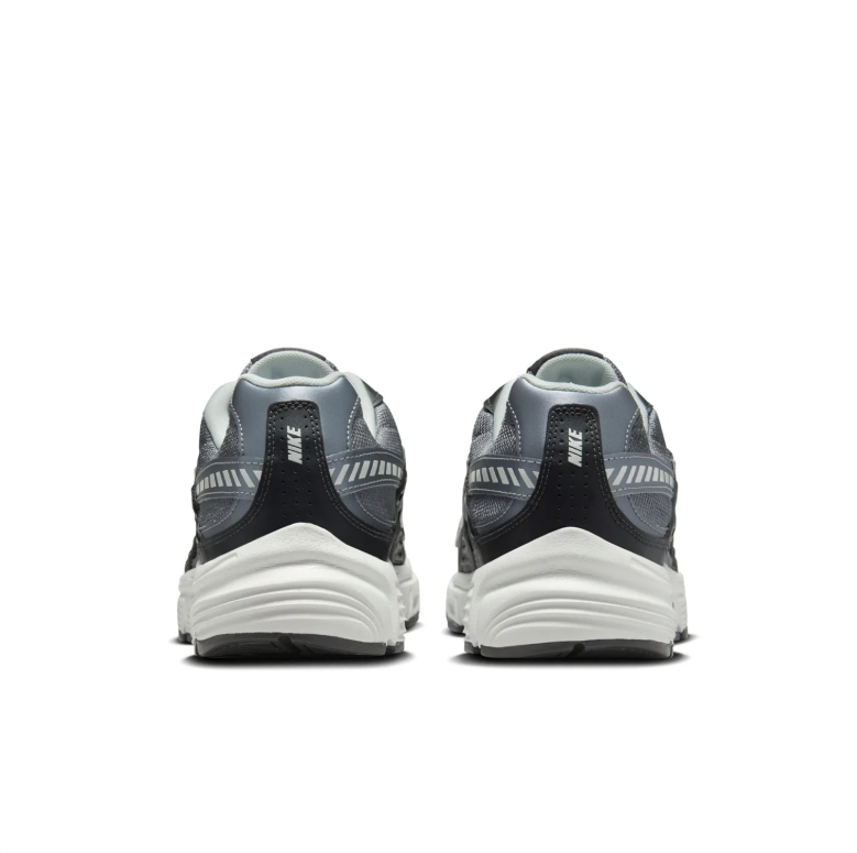 Nike Initiator Dark Gray & Black Mesh Sneakers