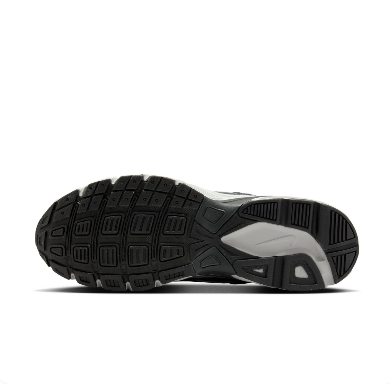 Nike Initiator Dark Gray & Black Mesh Sneakers
